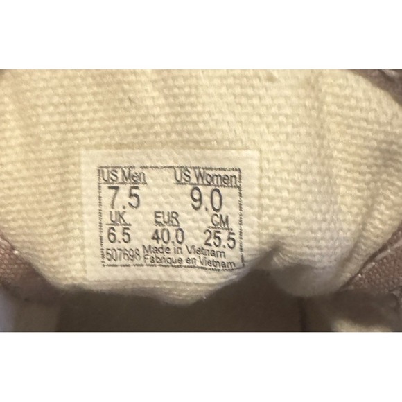 Vans Old Skool Taupe White Beige Womens Size 9 Athletic Skate Shoes Sneakers - Picture 2 of 5